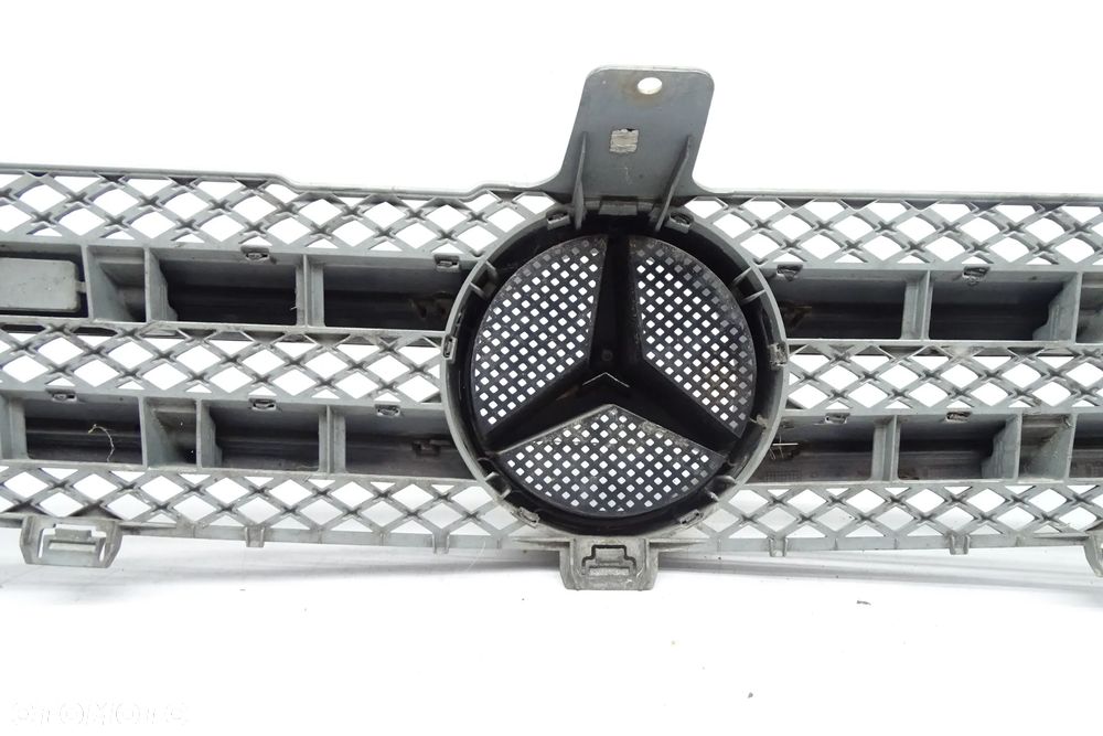 Mercedes CLS W219 Grill Atrapa Chłodnicy - 8