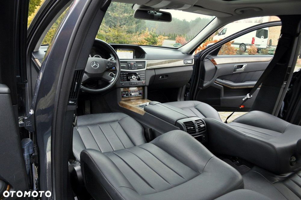 Mercedes-Benz Klasa E - 29