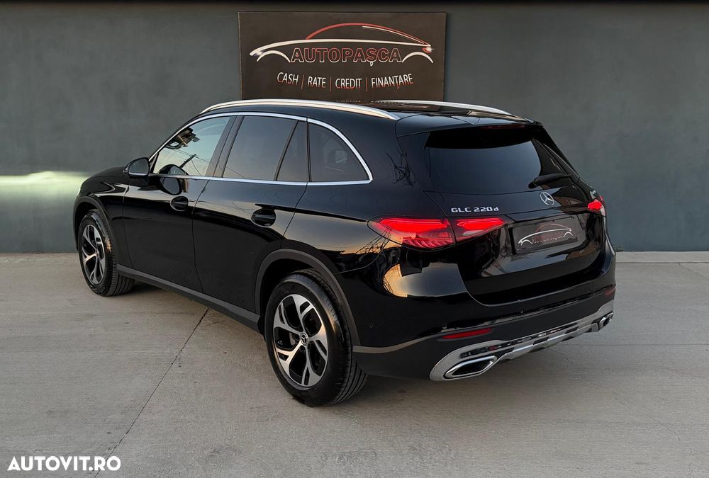 Mercedes-Benz GLC 220 d 4MATIC MHEV - 11