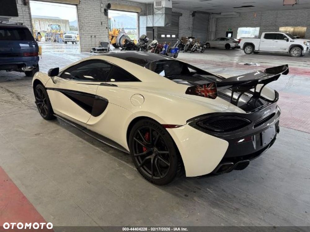 McLaren 570S Coupe - 2