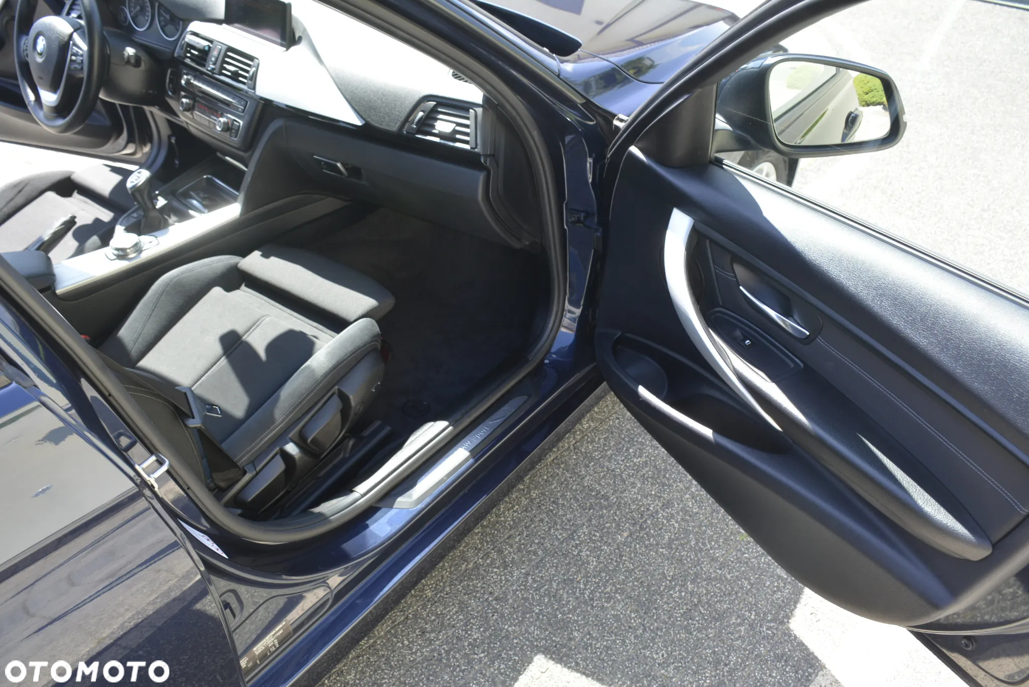 BMW Seria 3 320d Efficient Dynamics Sport Line - 20
