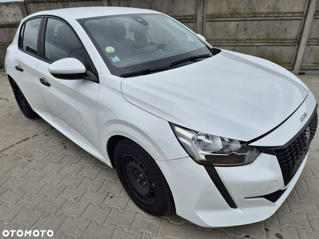 Peugeot 208 - 2