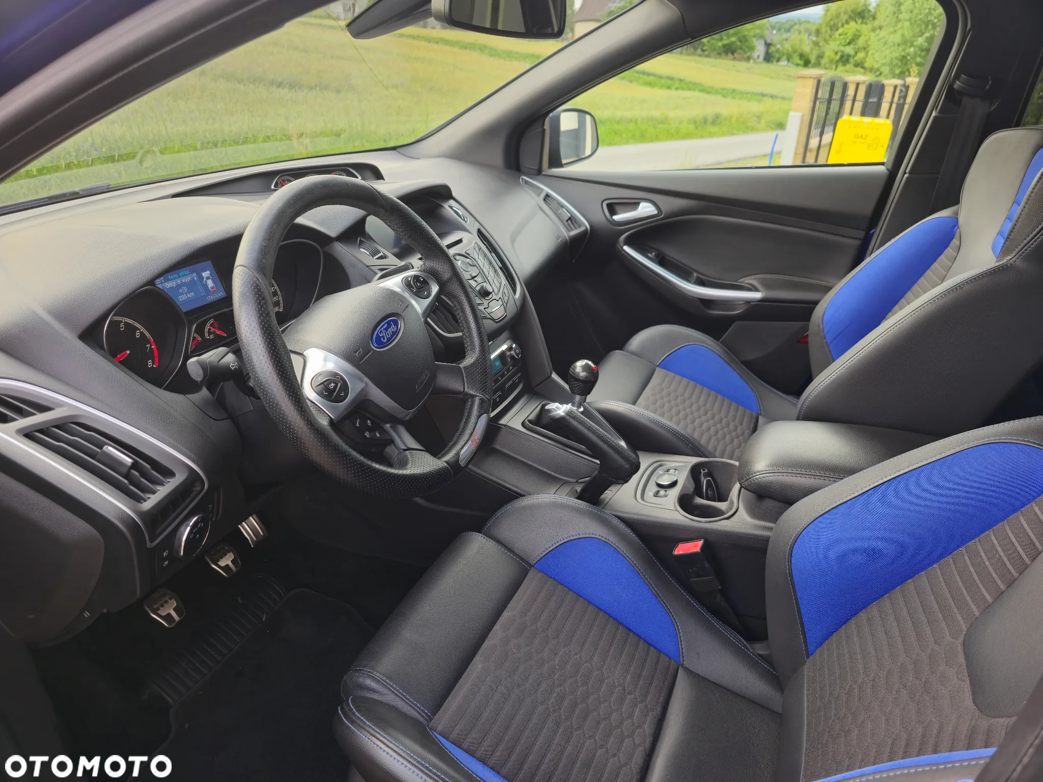Ford Focus 2.0 EcoBoost ST mit Leder-Sport-Paket - 8