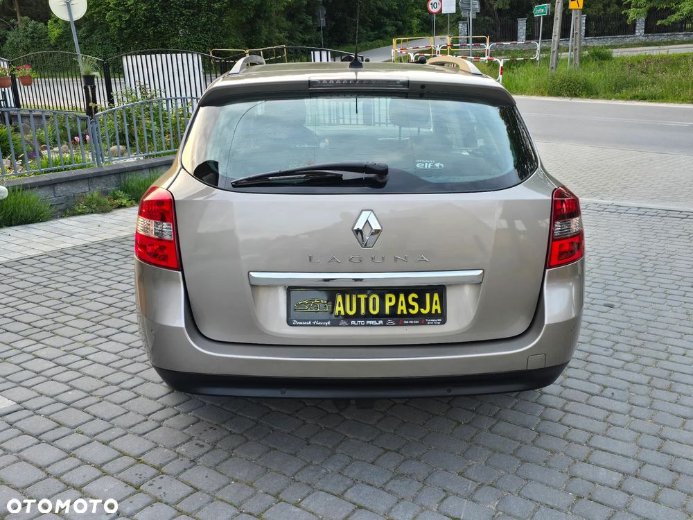 Renault Laguna 2.0 Bose Edition - 17
