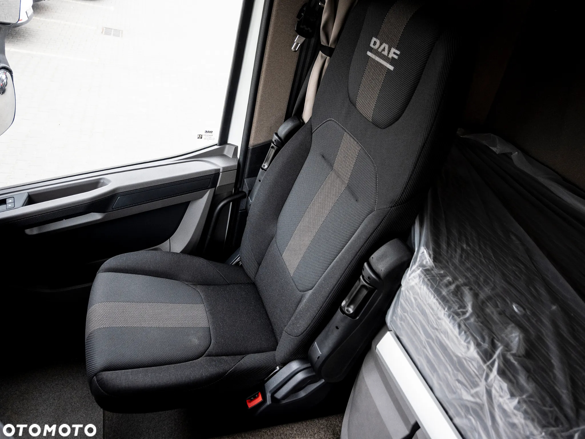 DAF XD 450 FAN 6X2 Zabudowa WESOB ŻURAW HMF - 20