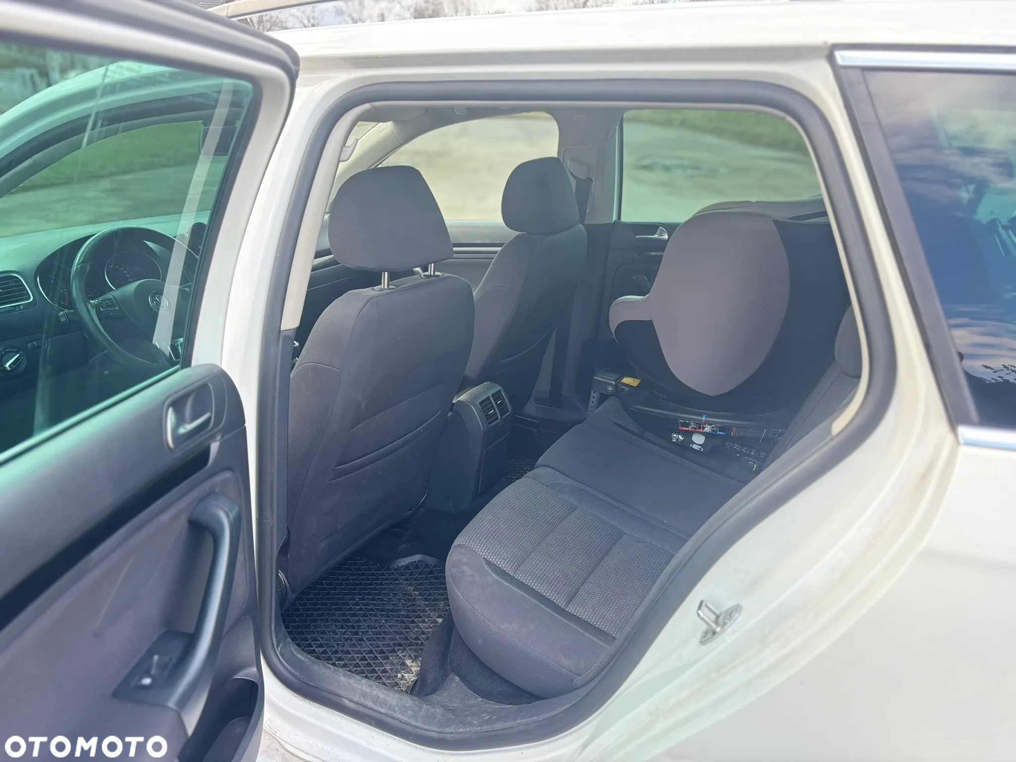 Volkswagen Golf VI 1.6 TDI Comfortline Optimum - 14