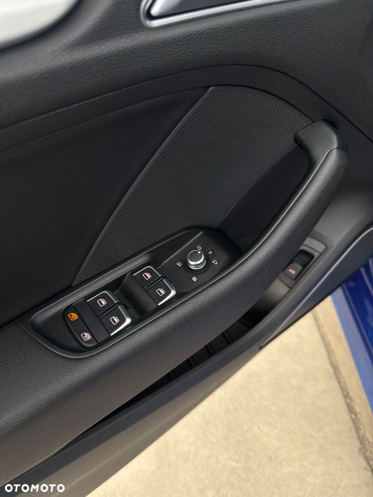 Audi S3 S tronic - 22