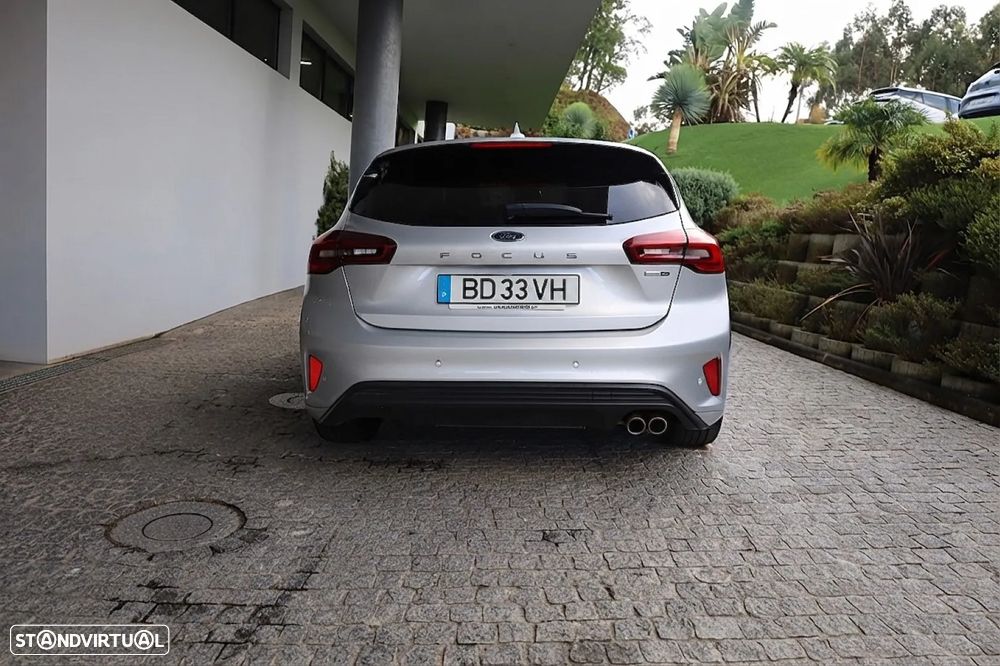 Ford Focus 1.0 EcoBoost MHEV ST-Line Aut. - 11