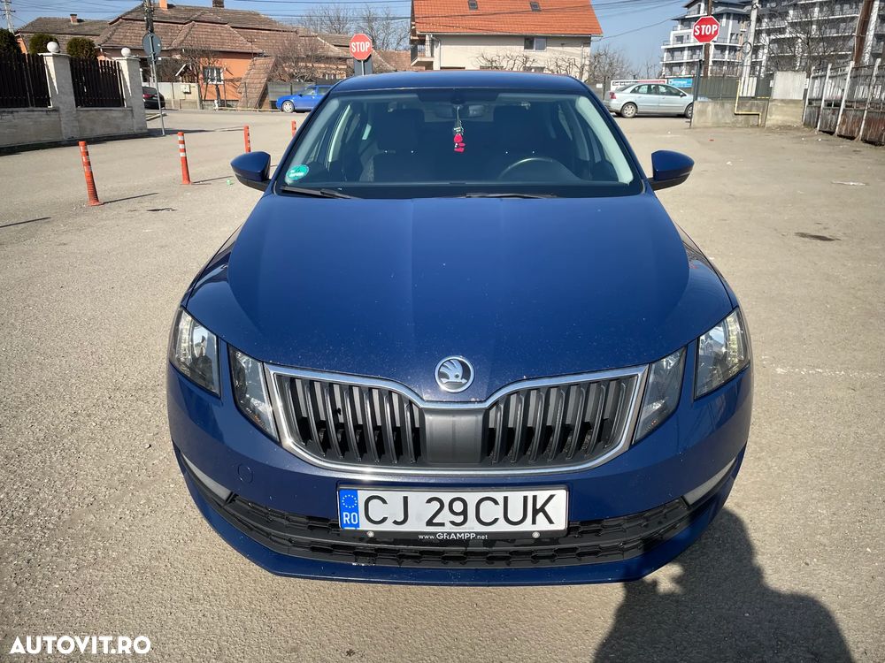 Skoda Octavia 2.0 TDI 4X4 Clever - 1