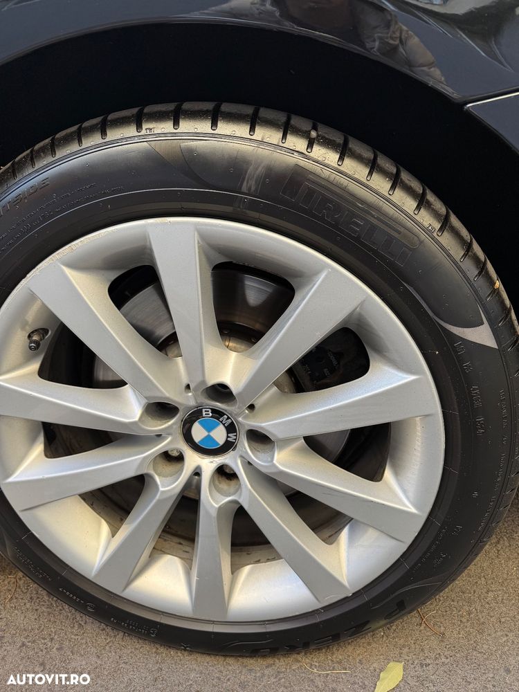 BMW Seria 5 530d xDrive - 11
