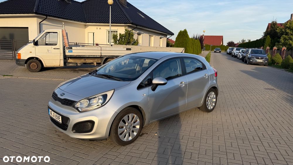 Kia Rio 1.4 Spirit - 1