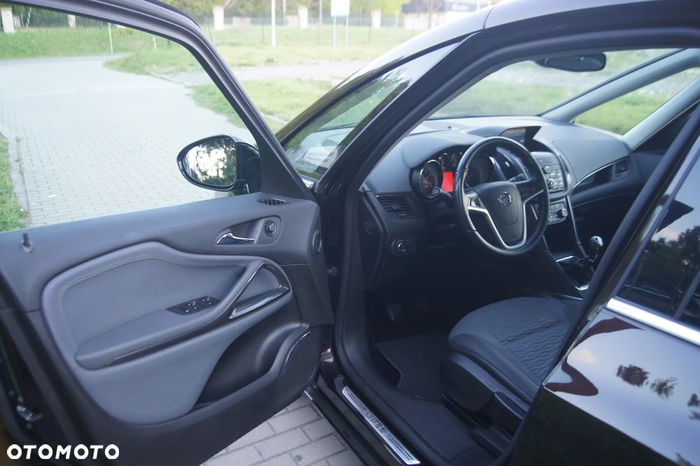 Opel Zafira 1.4 T Cosmo - 16