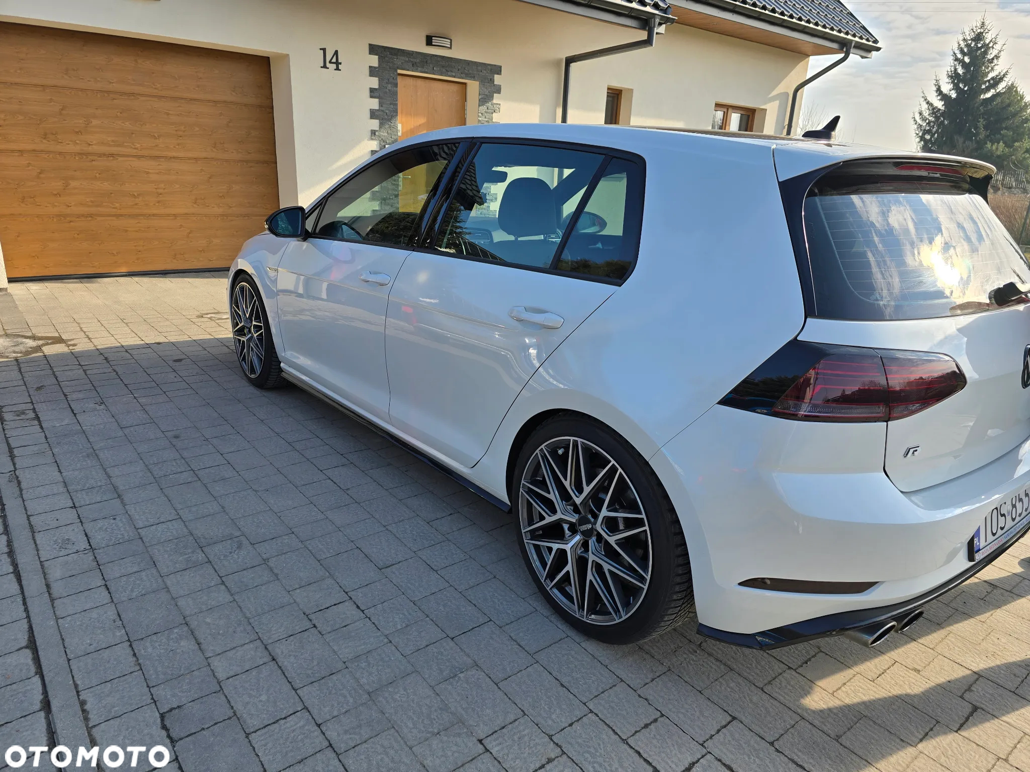 Volkswagen Golf - 5