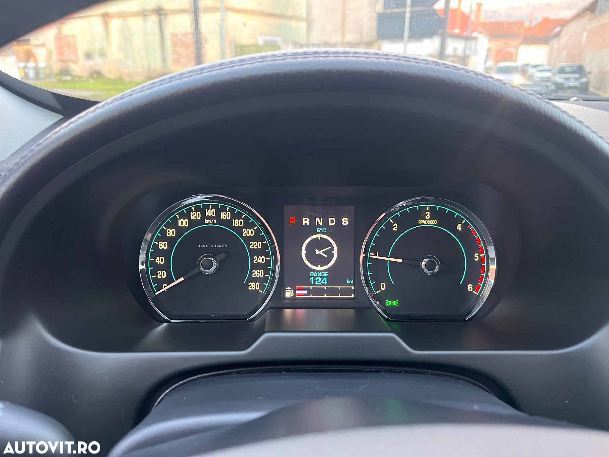 Jaguar XF 2.2D Premium Luxury - 16