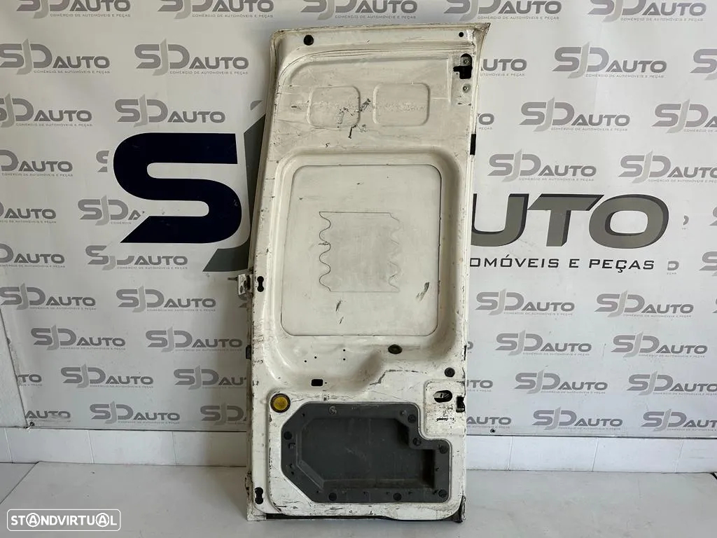 Porta Traseira Direita / Esquerda - Ford Transit Connect - 5