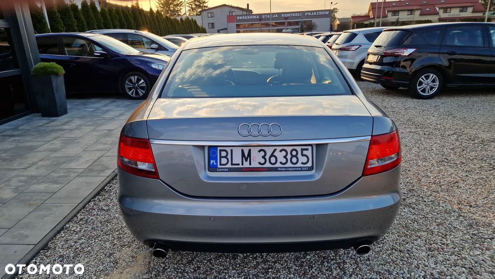 Audi A6 Limousine 2.4 - 5