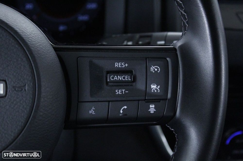 Nissan Qashqai 1.3 DIG-T N-Connecta LED - 24