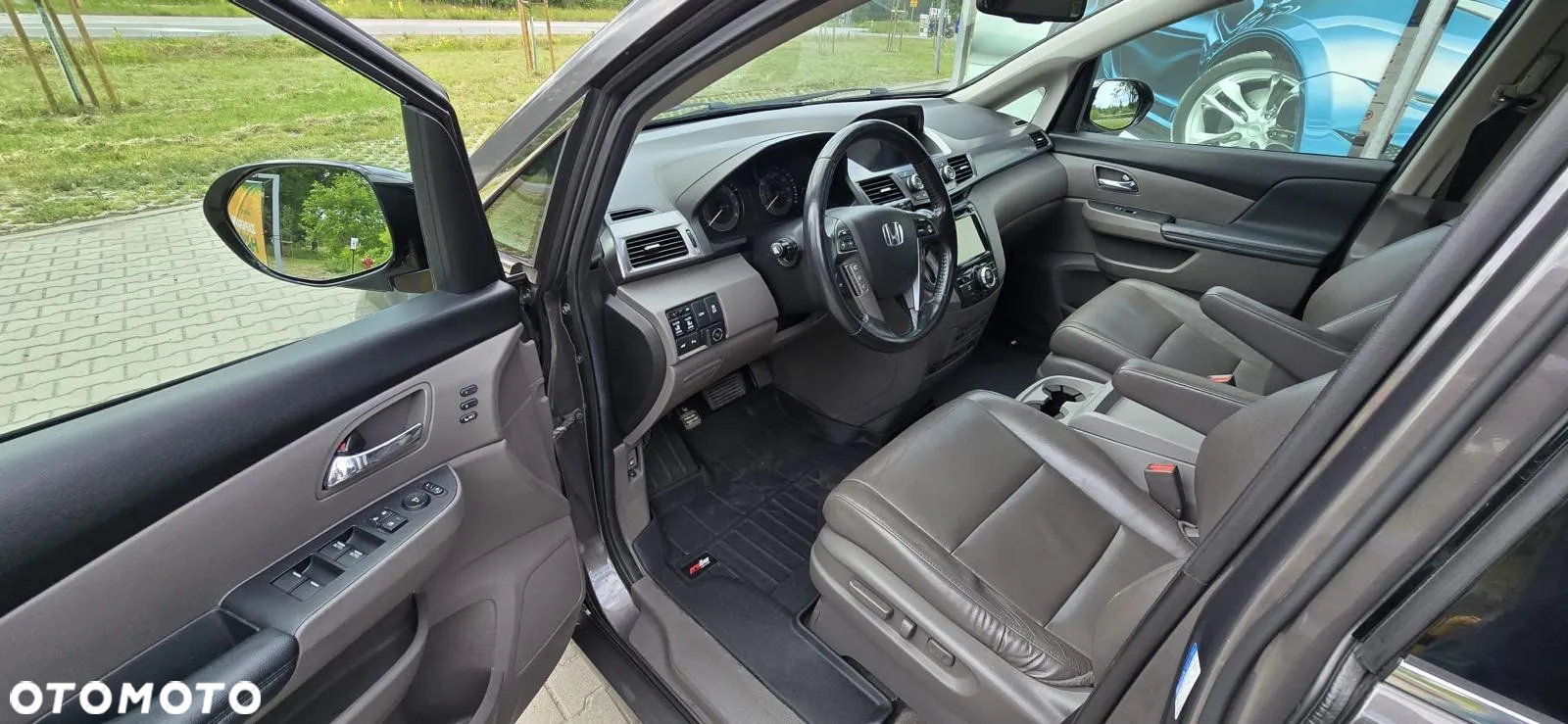 Honda Odyssey 3.5 LX - 8