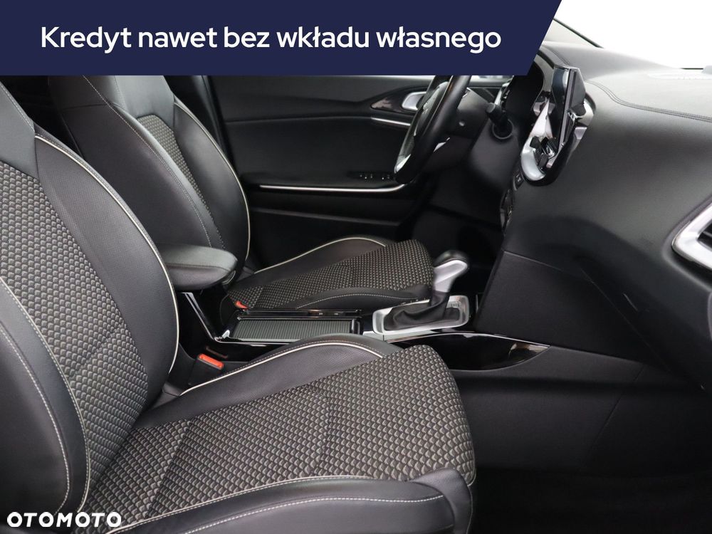 Kia XCeed - 11