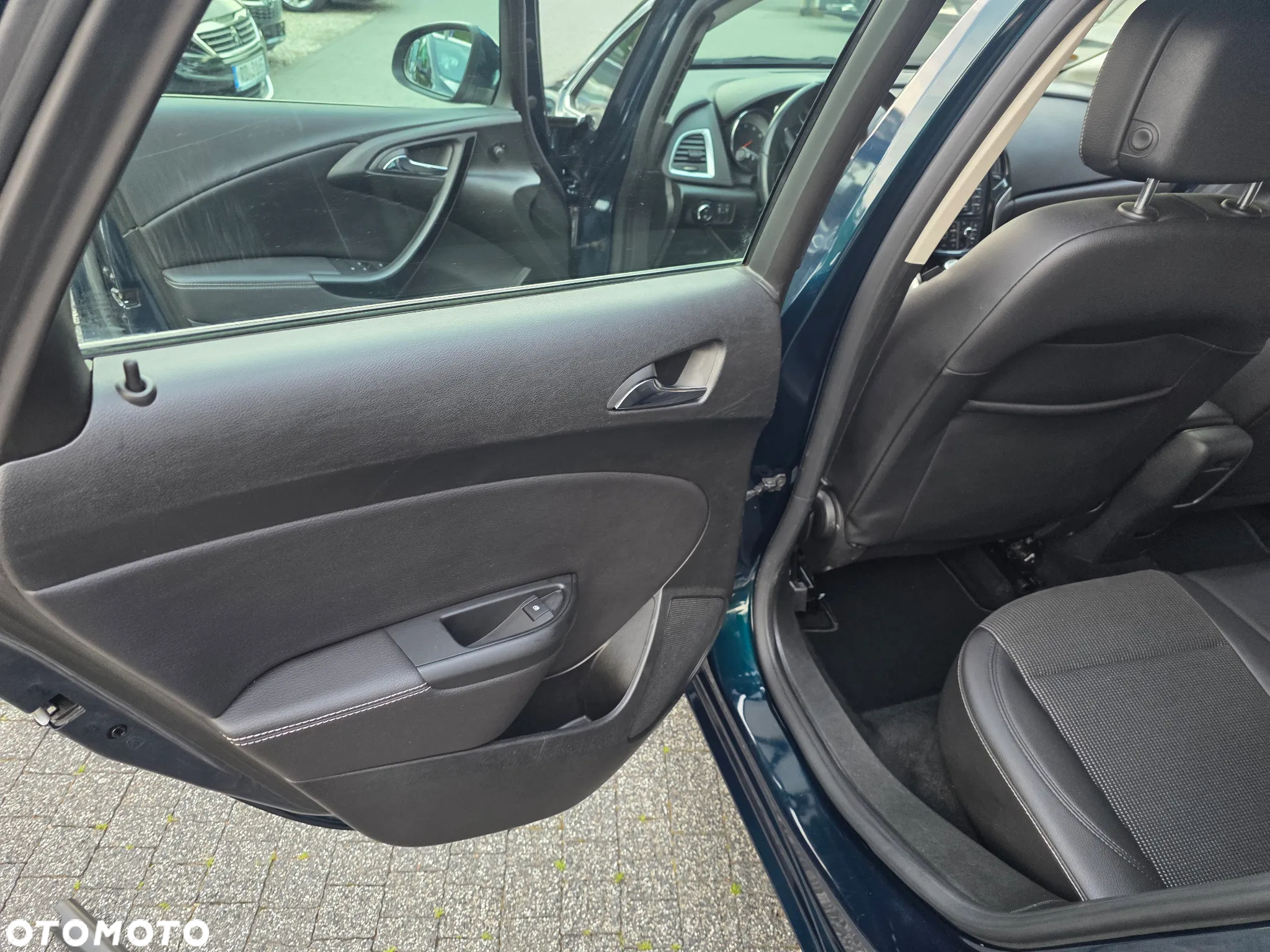 Opel Astra - 11