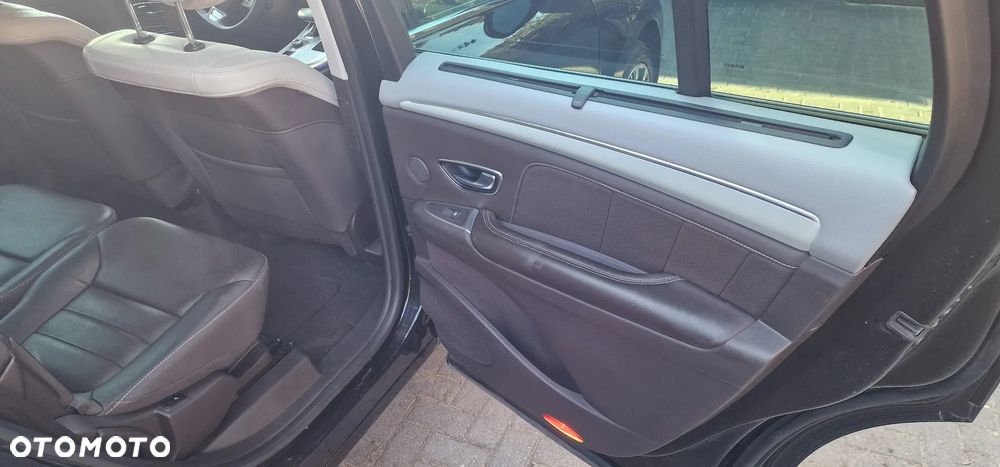 Renault Espace 1.6 dCi Energy Initiale Paris EDC - 20