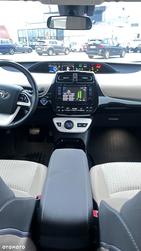 Toyota Prius 1.8 Hybrid Active - 17