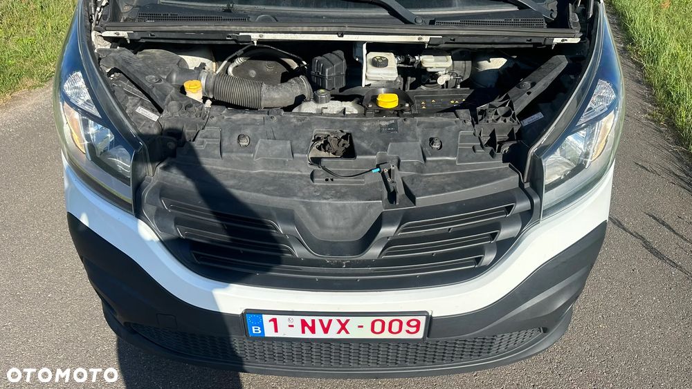 Renault Trafic - 16