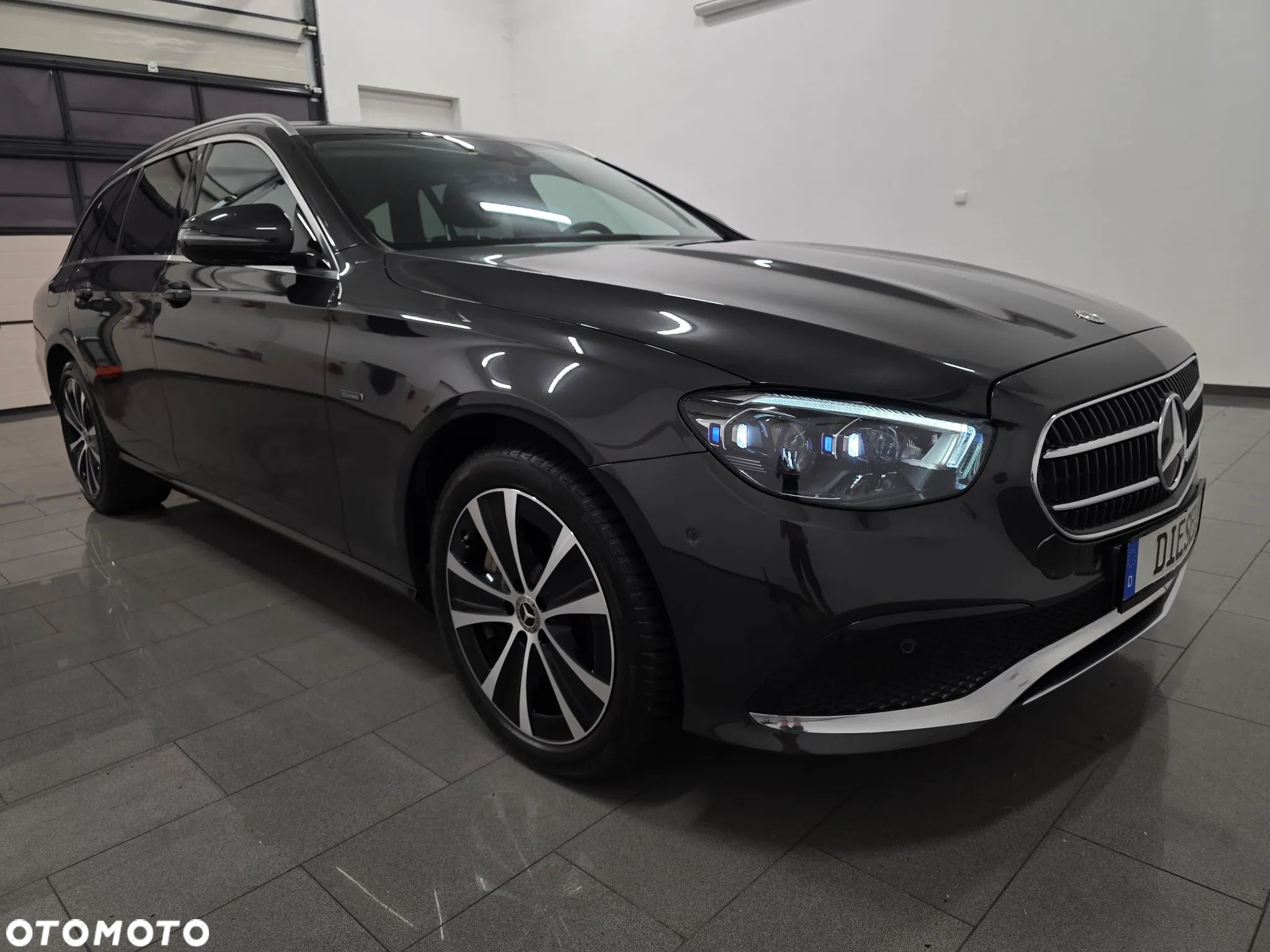 Mercedes-Benz Klasa E 300 de 9G-TRONIC Exclusive - 1