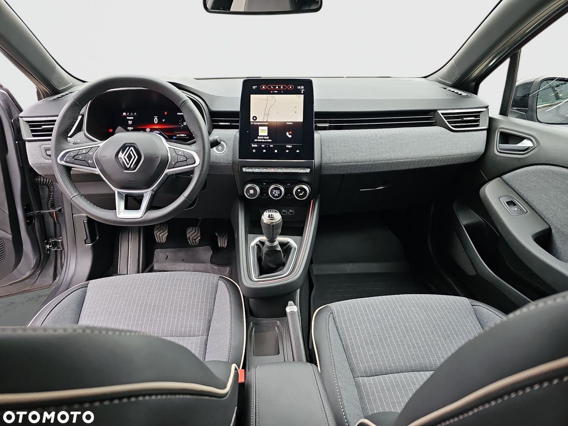 Renault Clio - 16