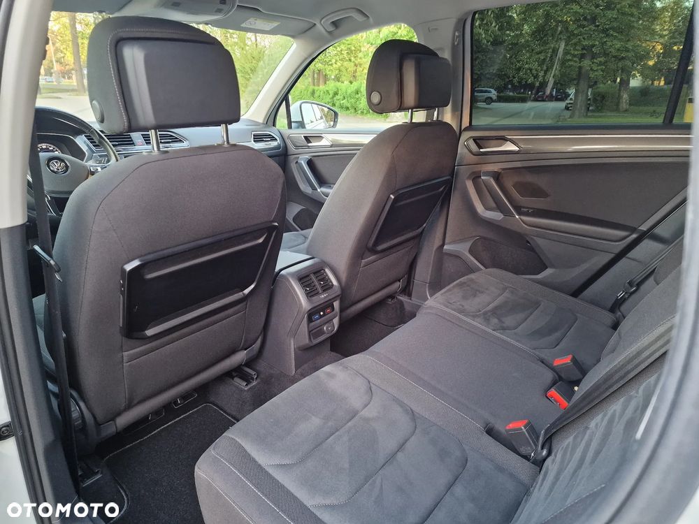 Volkswagen Tiguan - 14