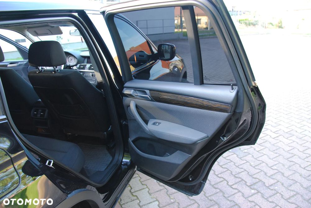 BMW X3 xDrive20d - 12