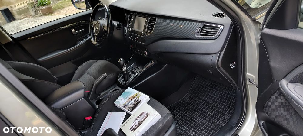 Kia Carens 1.7 CRDi L - 12