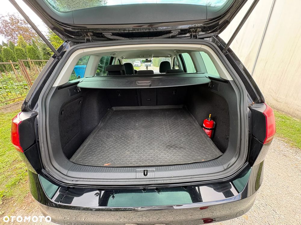 Volkswagen Golf 1.6 TDI BlueMotion Trendline - 9