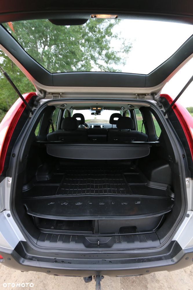 Nissan X-Trail 2.0 dCi 4x4 DPF XE - 5