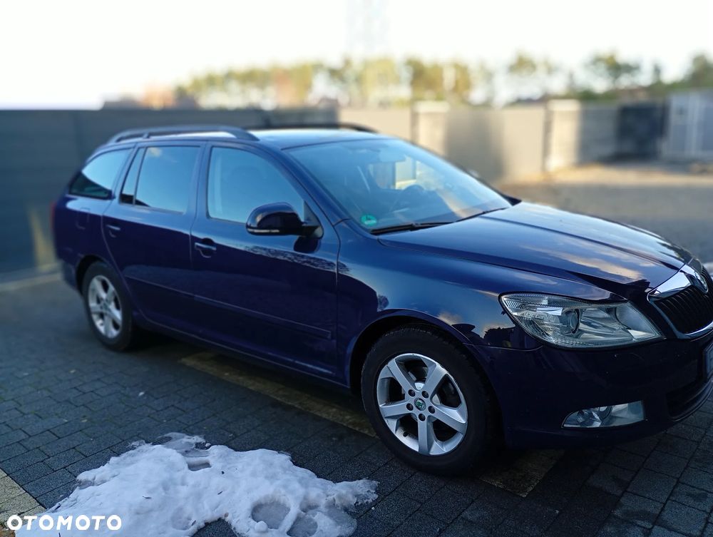 Skoda Octavia 1.6 TDI Ambiente DSG - 3