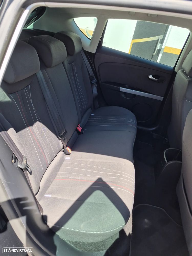 SEAT Leon 1.6 TDI DPF E-Ecomotive Style Copa - 20