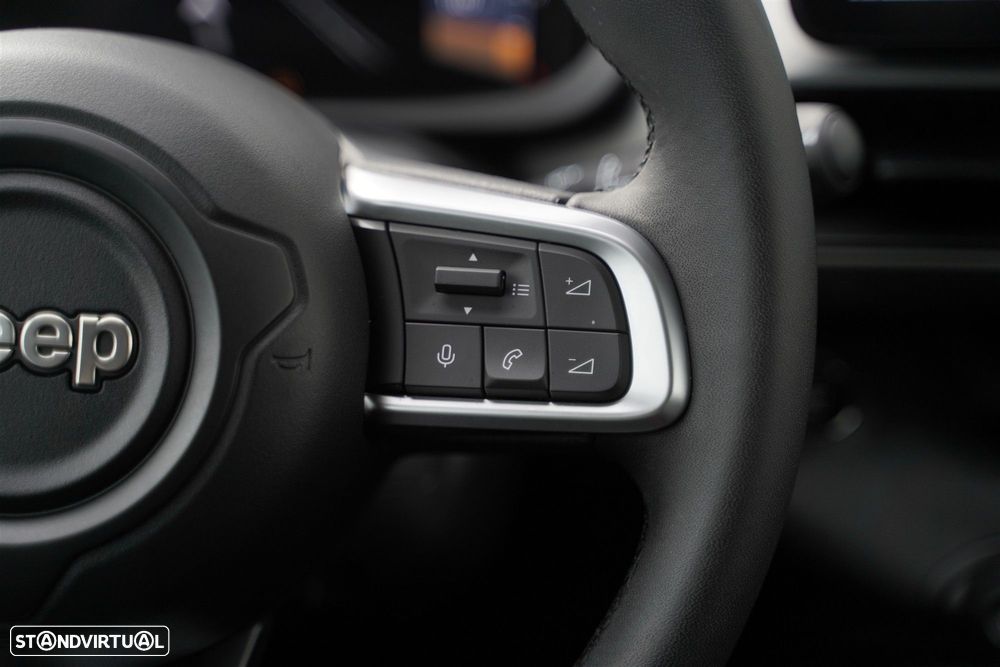Jeep Avenger 1.2 GSE T3 Summit - 21