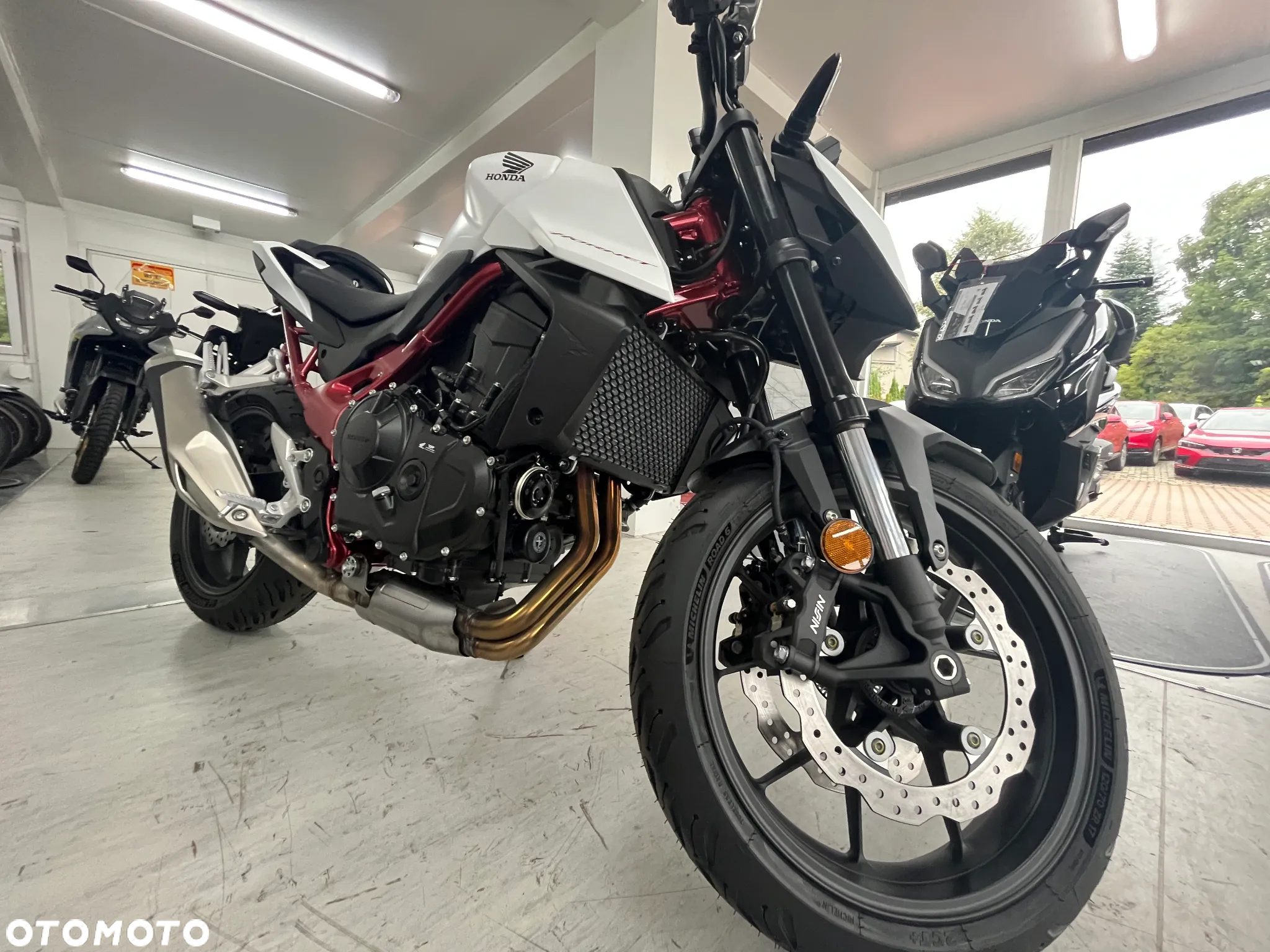Honda CB - 4