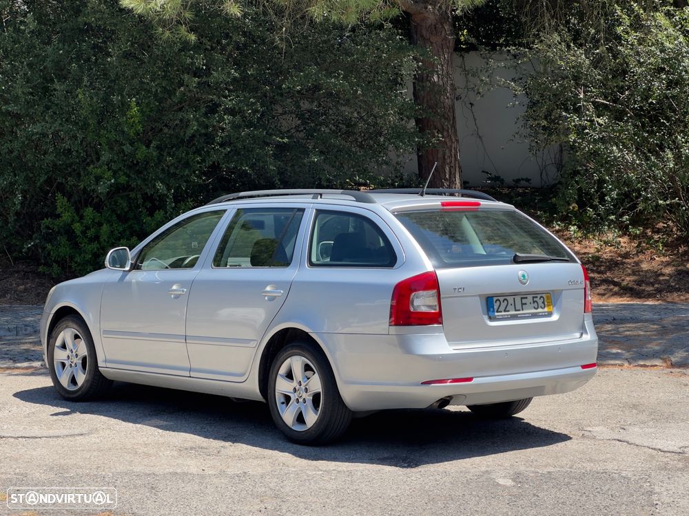 Skoda Octavia Break 1.6 TDi Elegance - 4
