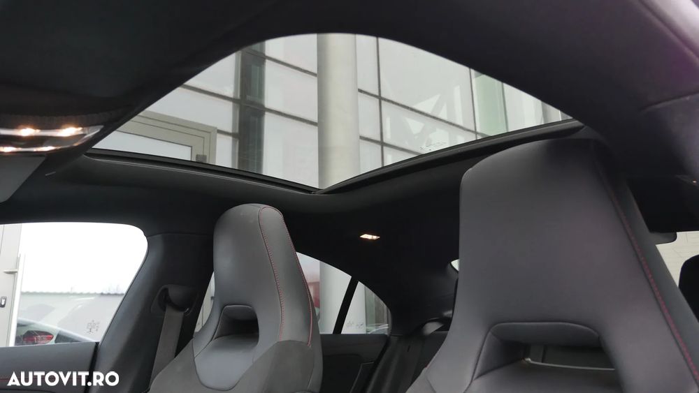 Mercedes-Benz CLA 200 7G-DCT Edition AMG Line - 2