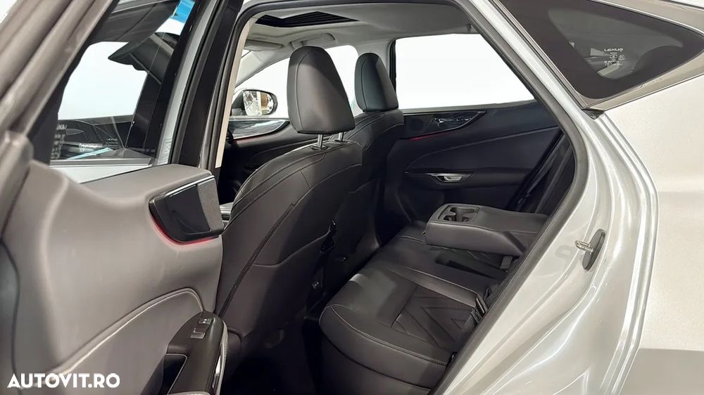 Lexus Seria NX 450h+ AWD CVT PHEV Executive - 10