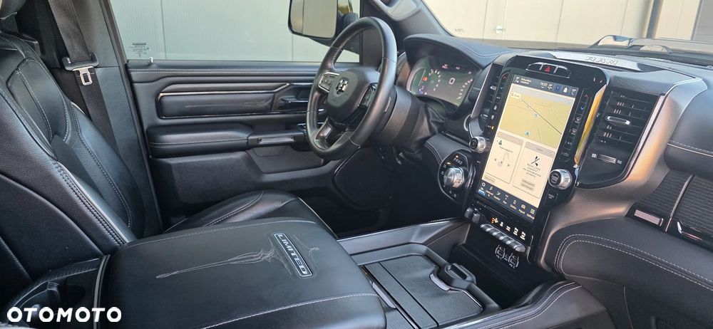 RAM 1500 5.7 Crew Cab Shortbed Limited Black - 26