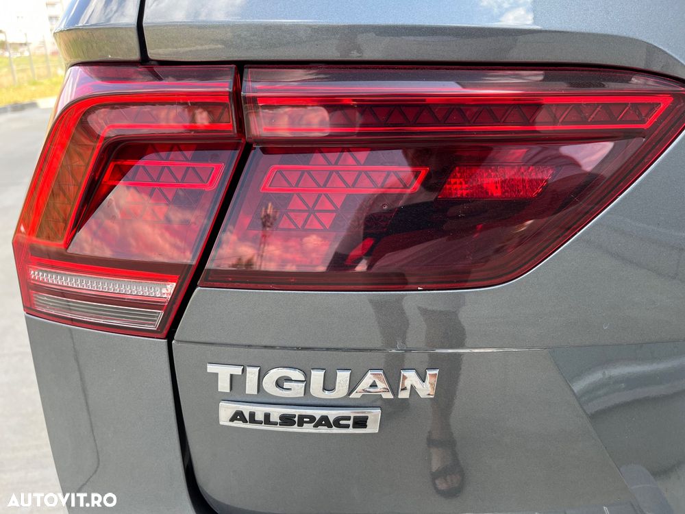 Volkswagen Tiguan 2.0 TDI SCR 4MOTION BlueMotion Technology DSG Lounge Sport & Style - 14