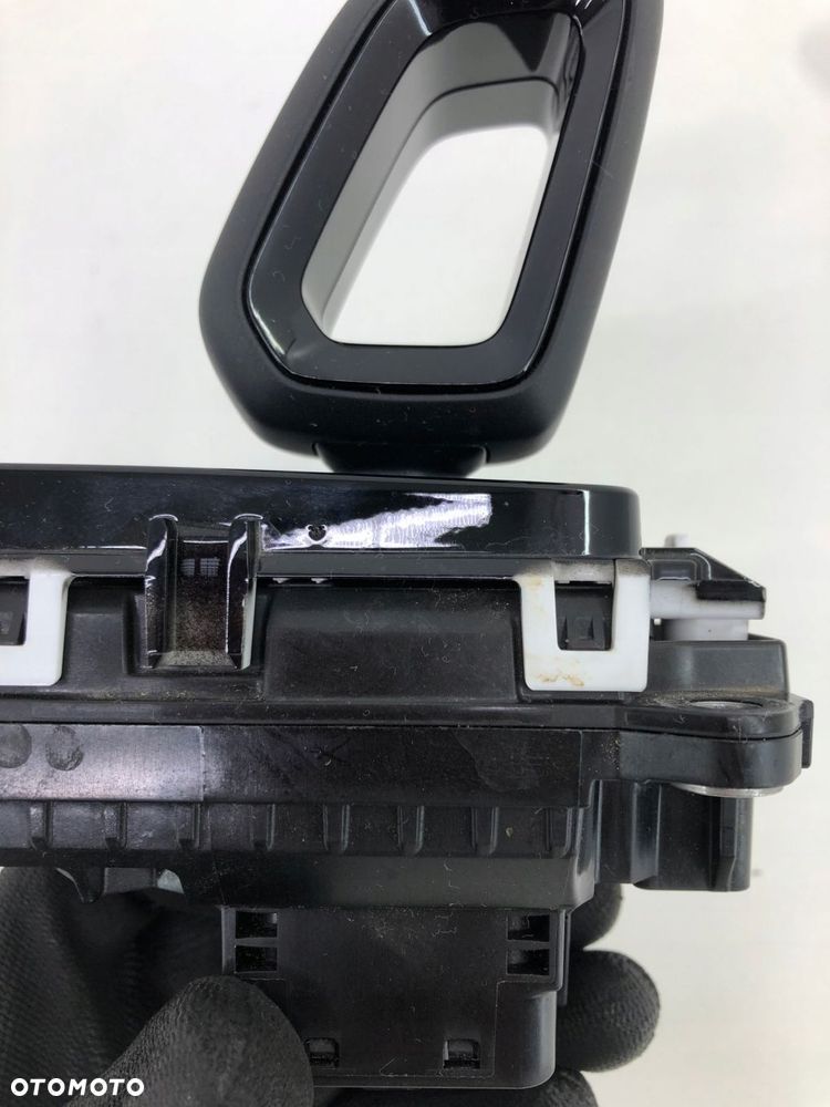 VOLVO XC40 GAŁKA LEWAREK ZMIANY BIEGÓW EUROPA 32335116 - 10