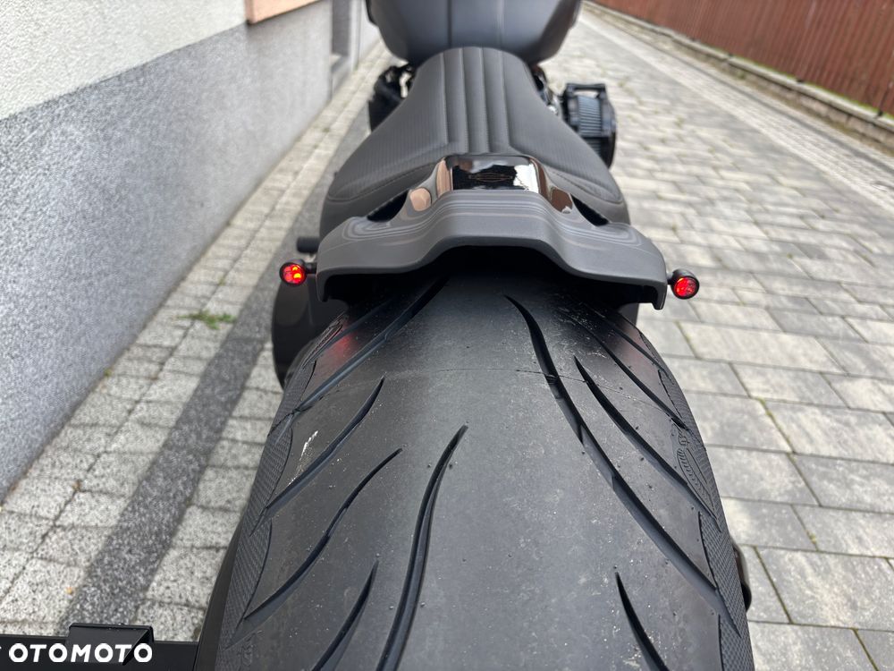 Harley-Davidson FXSB Breakout - 14