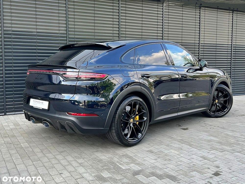 Porsche Cayenne - 6