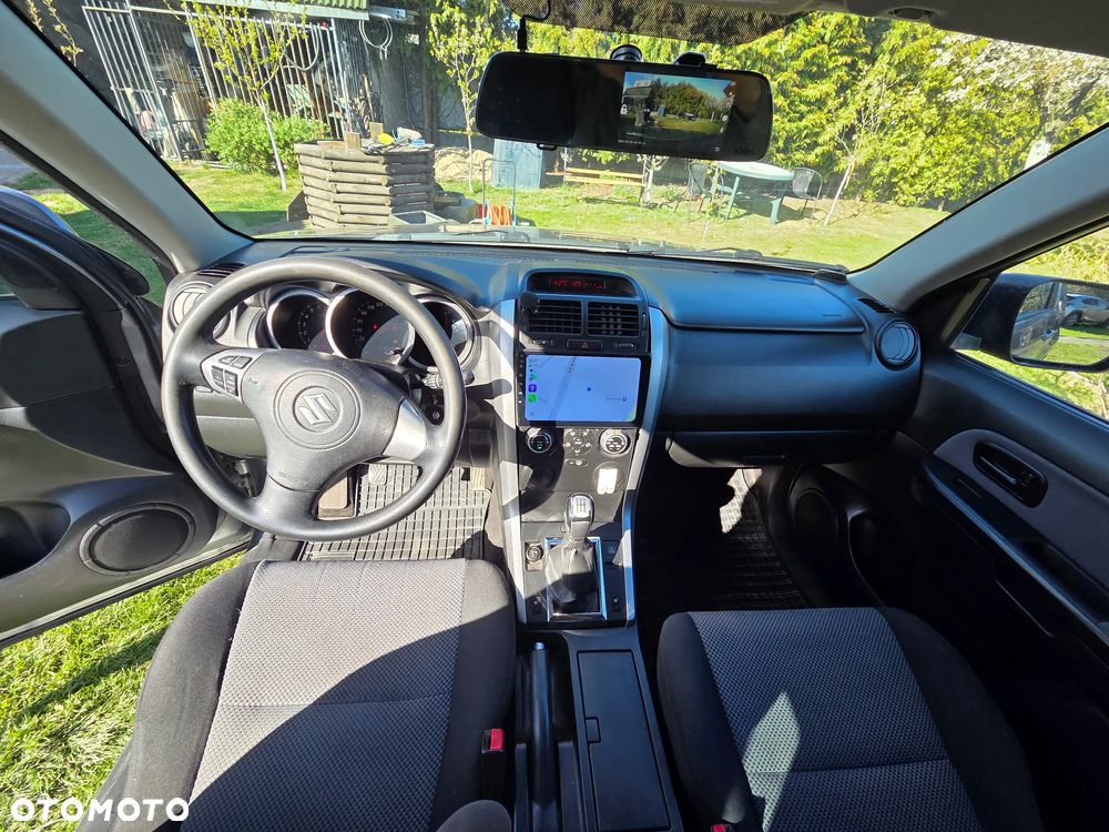 Suzuki Grand Vitara 1.6 De luxe - 9