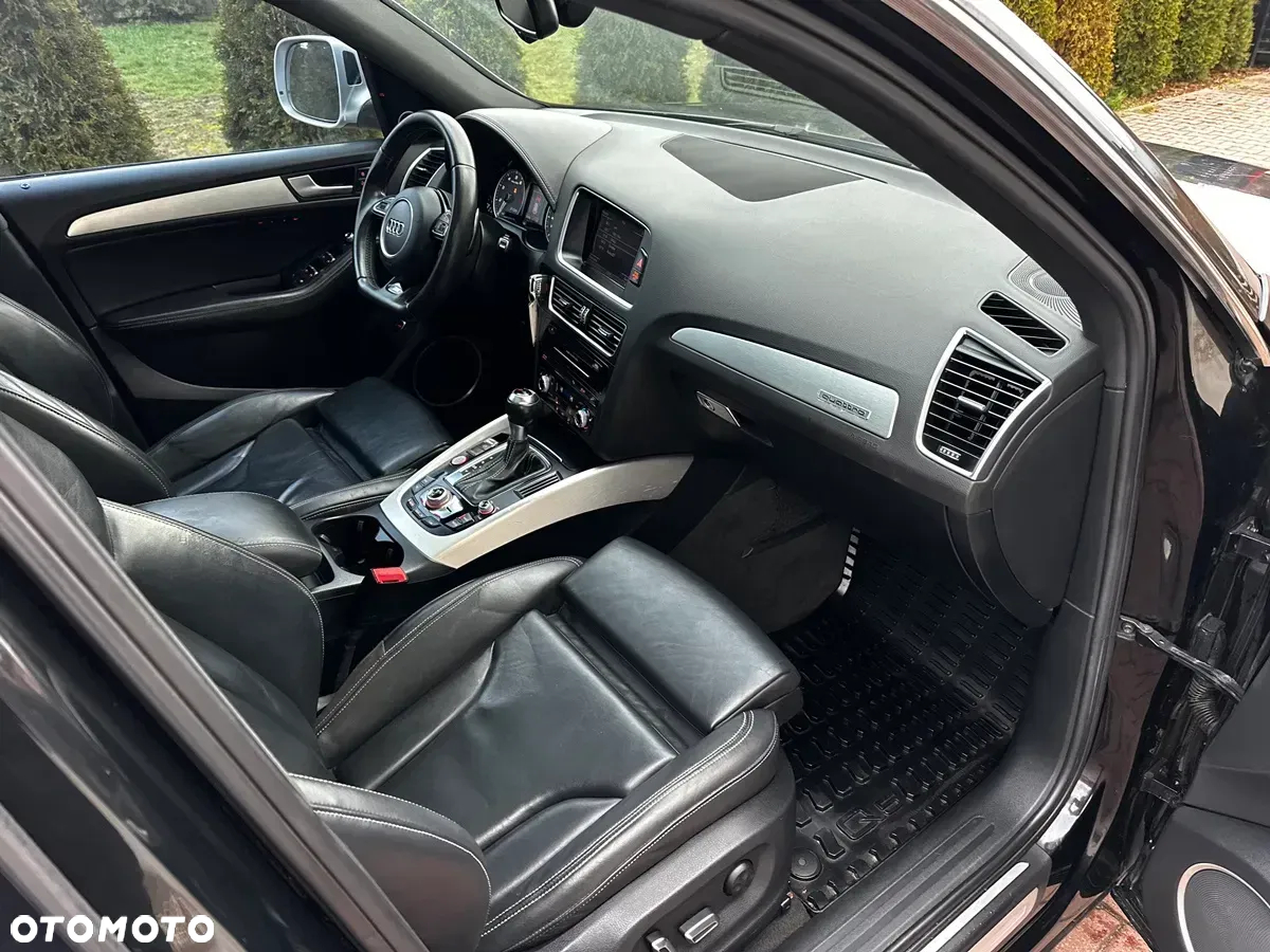 Audi SQ5 - 30