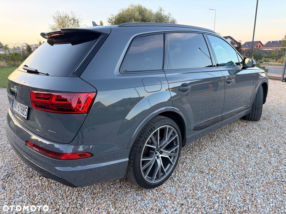 Audi Q7 - 4