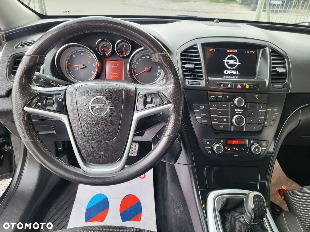 Opel Insignia - 18
